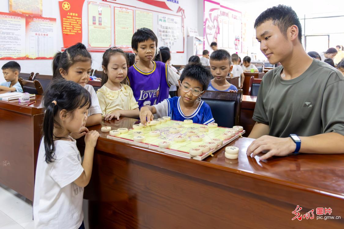扎根乡土 深耕服务 新时代大学生的盛夏答卷